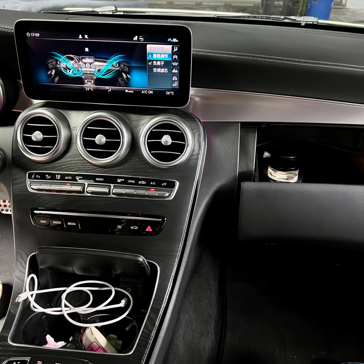 For Mercedes-Benz W205 X253 W222 W167 X167 Car Fragrance system Negative ion generator Perfume machine Original screen control